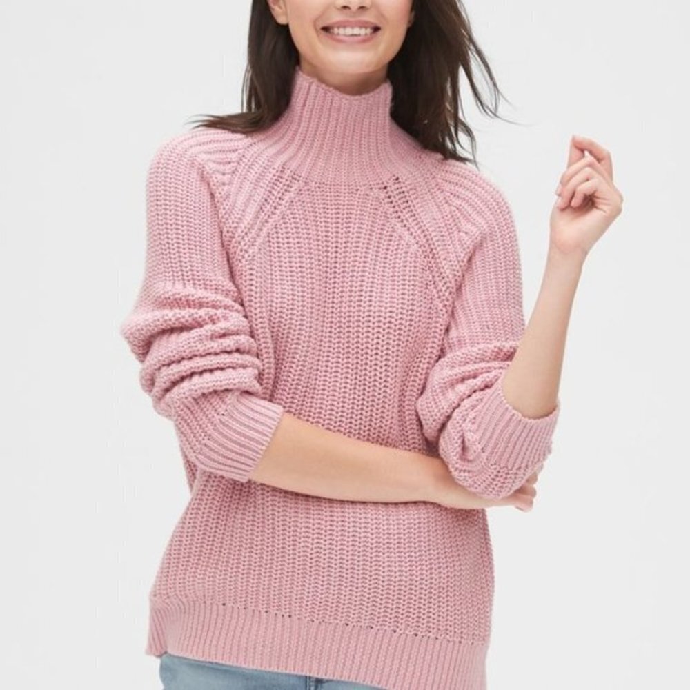 Women's Medium Pink GAP Chunky Sweater